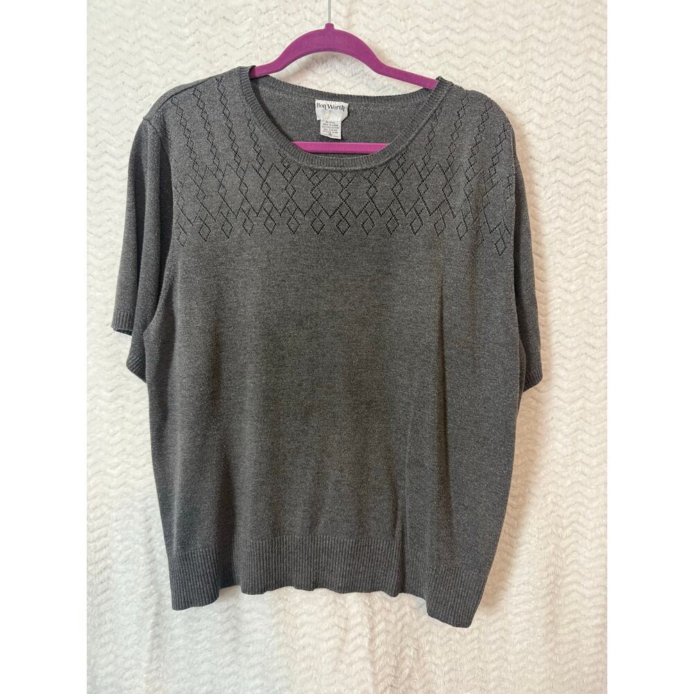 Bon Worth Light wight sweater knit top. Size XL